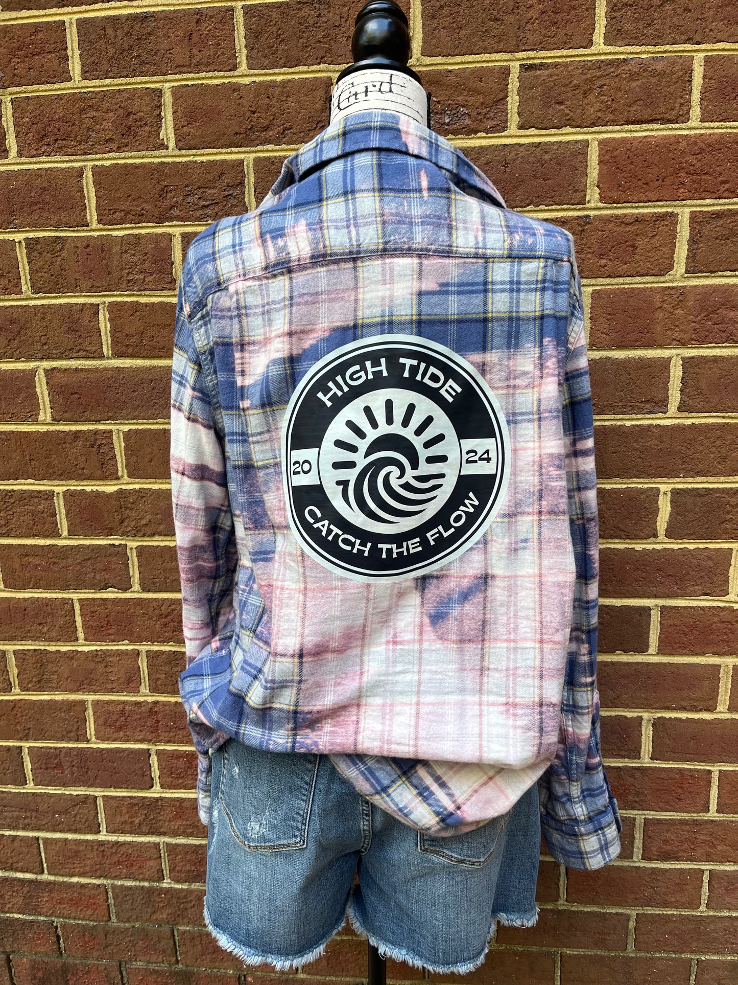 High Tide Catch the Flow Flannel